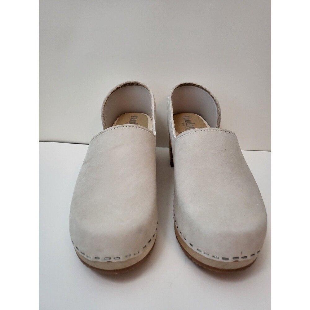 Stylish Cream Mules for Women - Picture 2 of 10